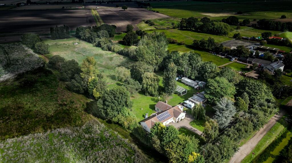 Main image of property: Woodside, Stainforth Moor Road, Hatfield Woodhouse, Doncaster, South Yorkshire, DN7 6EZ