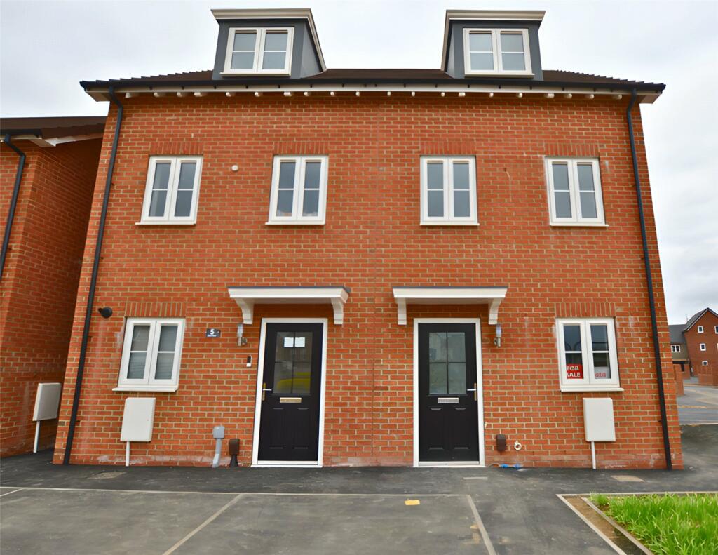 3 bedroom semidetached house for sale in PLOT 464 MALHAM PHASE 4
