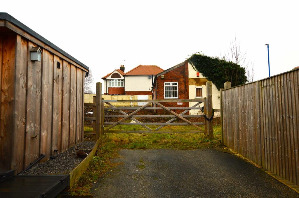 Land for sale in Lamberts Yard, Butcher Lane, Rothwell, Leeds, West