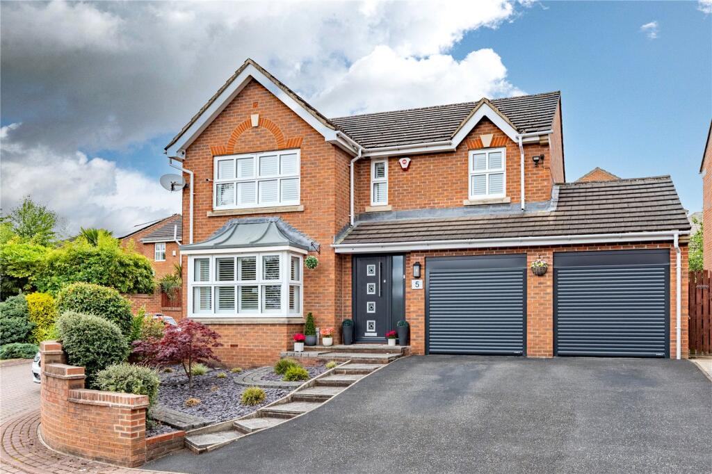 Main image of property: Holly Park, Horsforth, Leeds