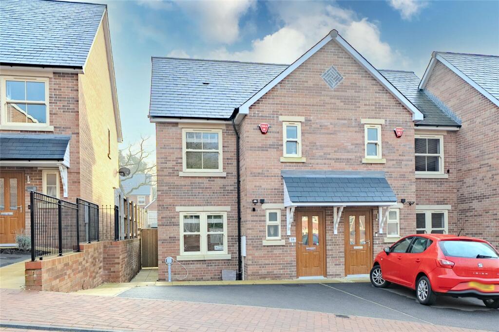 Main image of property: Oak Park Mount, Cookridge, Leeds