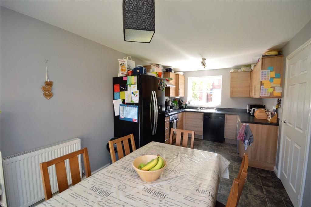 3 Bed House To Buy Kirkstall Leeds