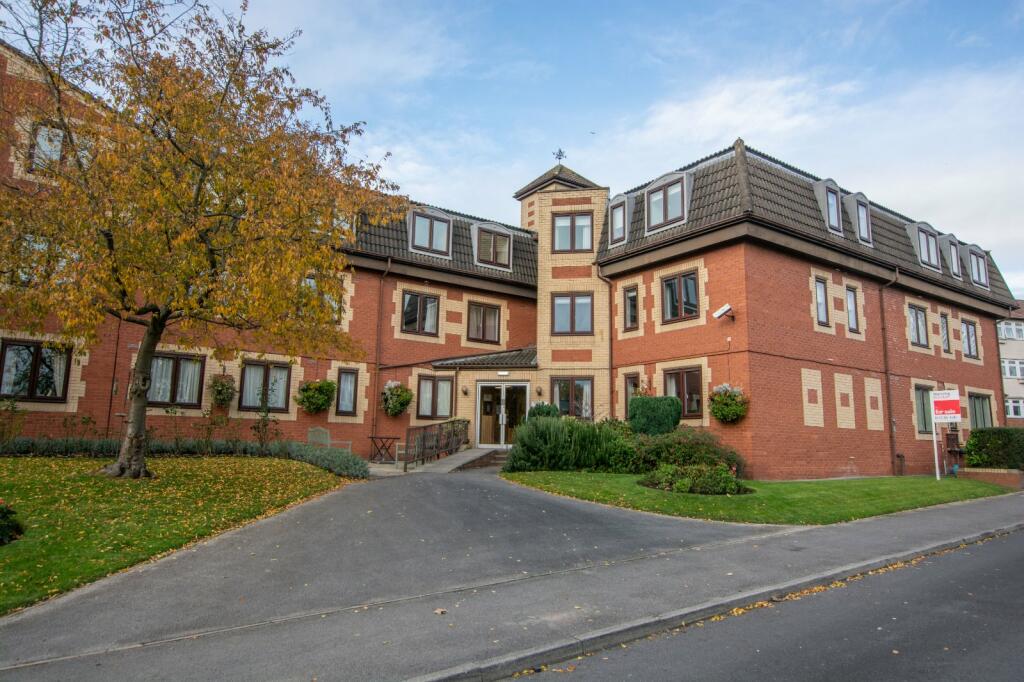 1 bedroom apartment for sale in Flat 25, Fairburn House, Regent