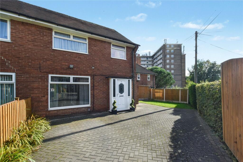 3 bedroom semi-detached house