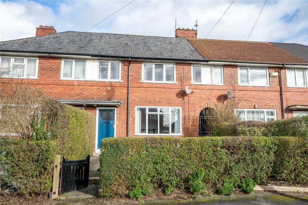 3 bedroom terraced house for sale in Foundry Walk, Leeds, LS8
