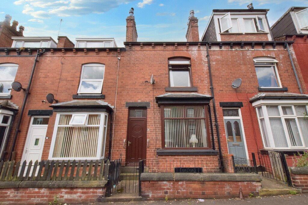 4 bedroom terraced house for sale in Simpson Grove, Leeds, West