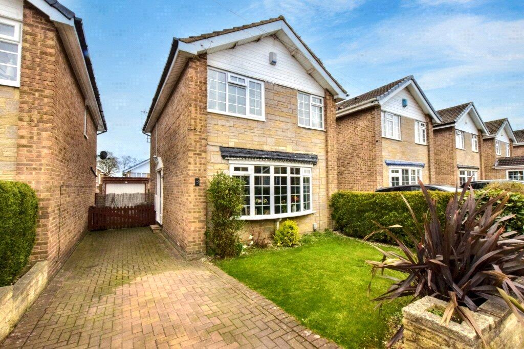 Main image of property: Lawns Green, Leeds, West Yorkshire