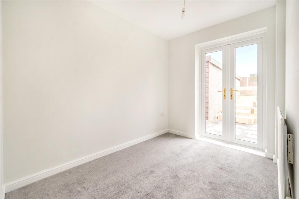 2 bedroom bungalow for sale in Wood Crescent, Rothwell, Leeds, West