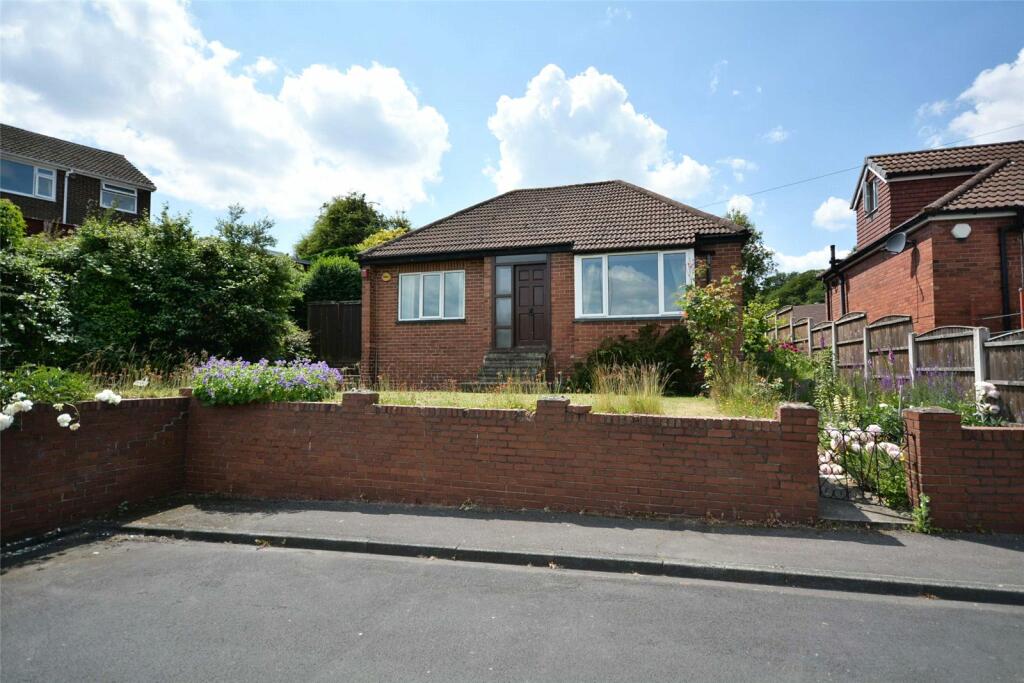 3 bedroom bungalow for sale in Ledger Lane, Lofthouse, Wakefield, West