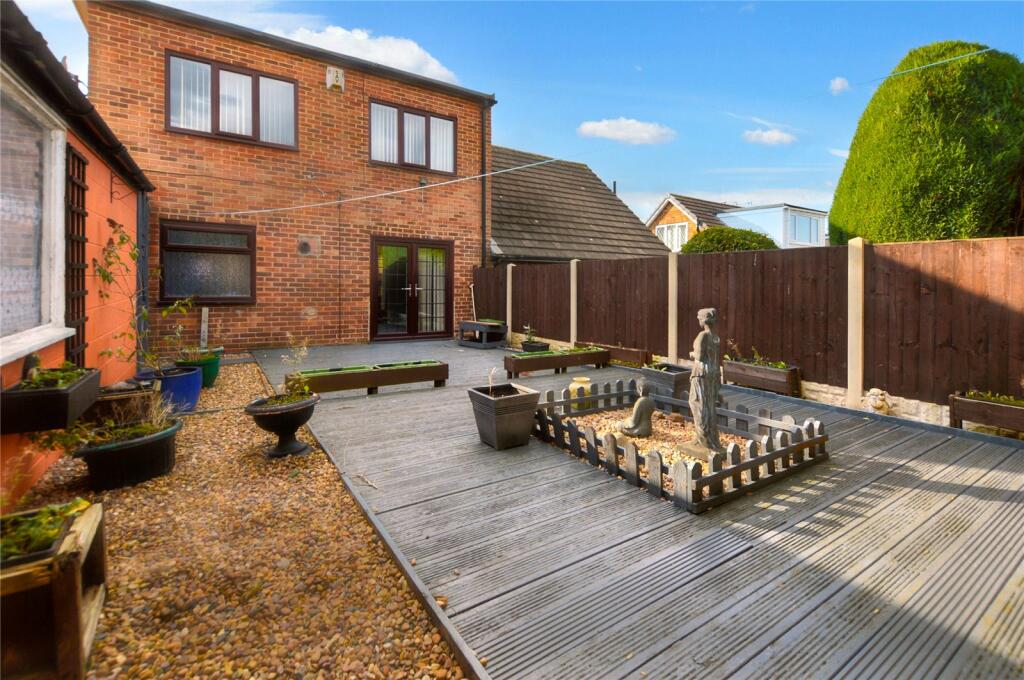 Main image of property: The Oval, Rothwell, Leeds, West Yorkshire