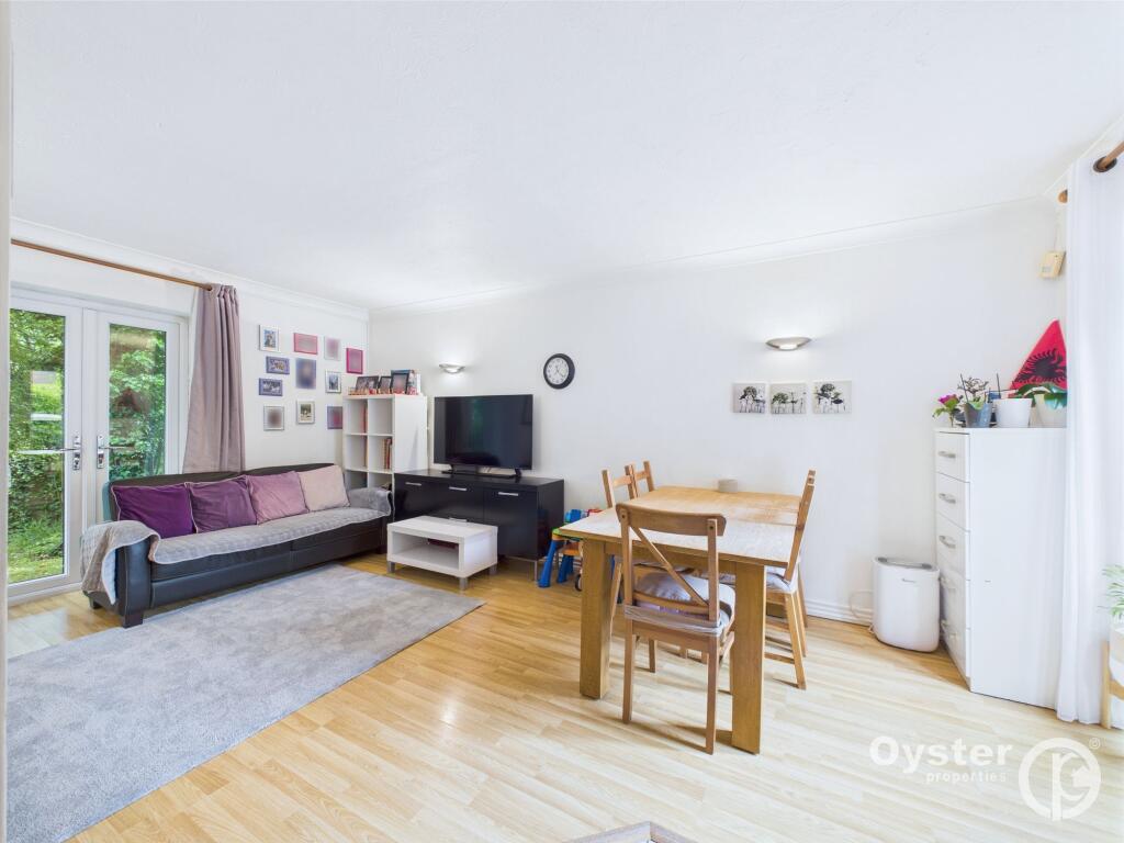 Main image of property: Walker Close, London, N11