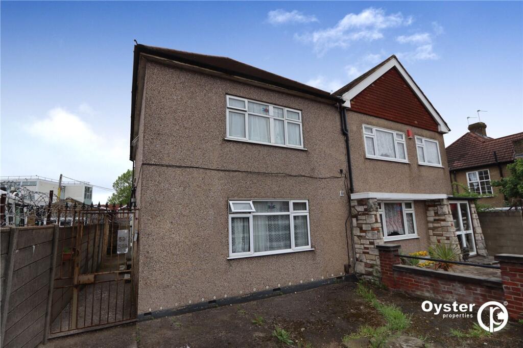 Main image of property: Hertford Road, Enfield, EN3