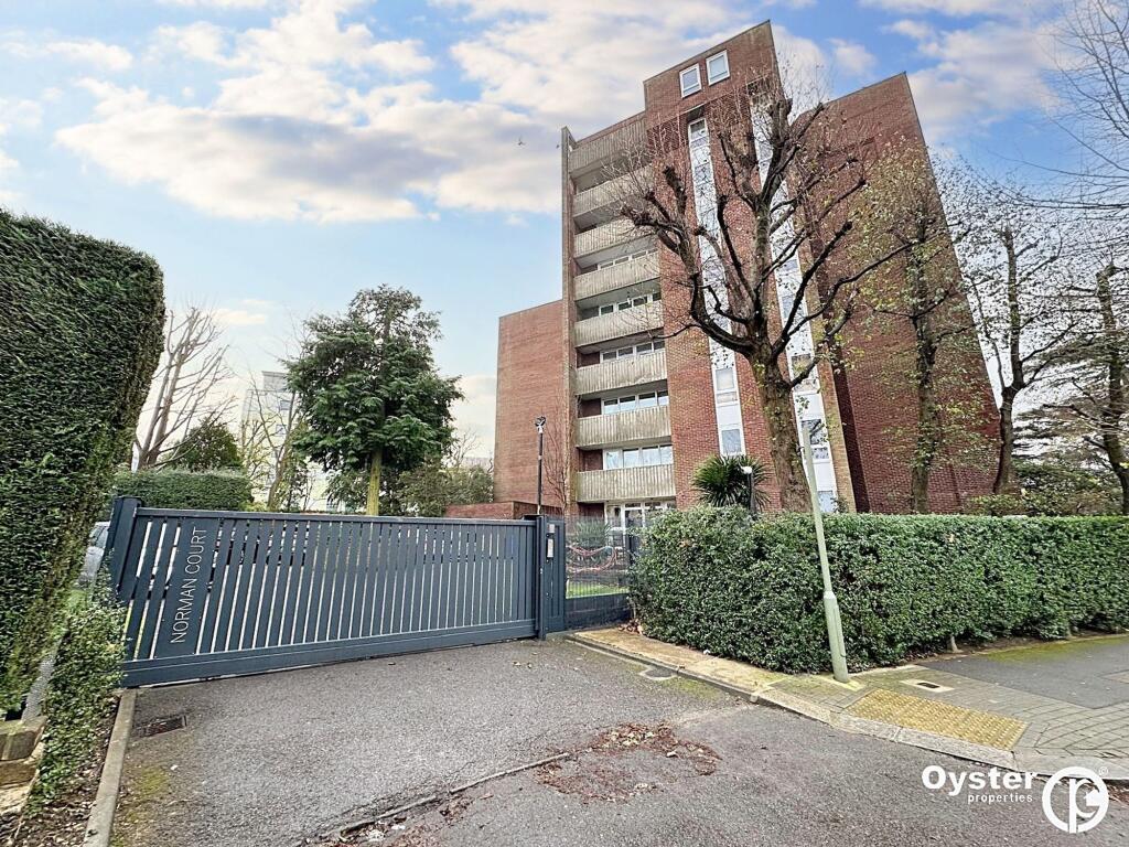 Main image of property: Nether Street, Norman Court Nether Street, N3