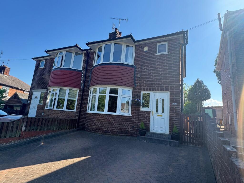 Main image of property: The Oval, Worksop