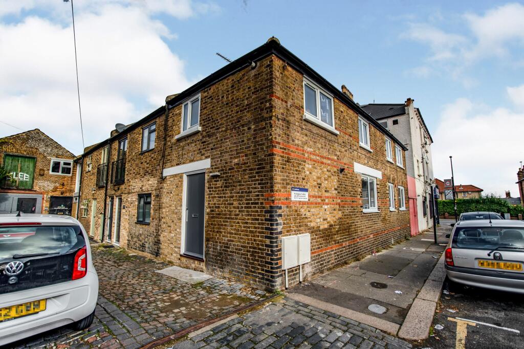 Main image of property: Theodore Road, London, SE13