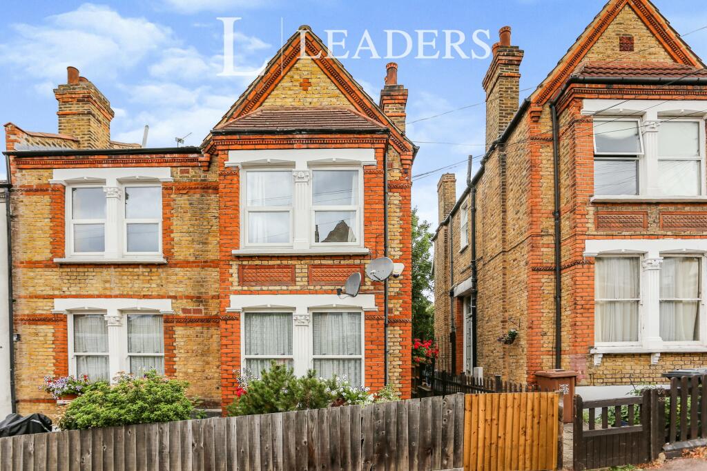 2 bedroom apartment for rent in Montem Road, Forest Hill, London, SE23