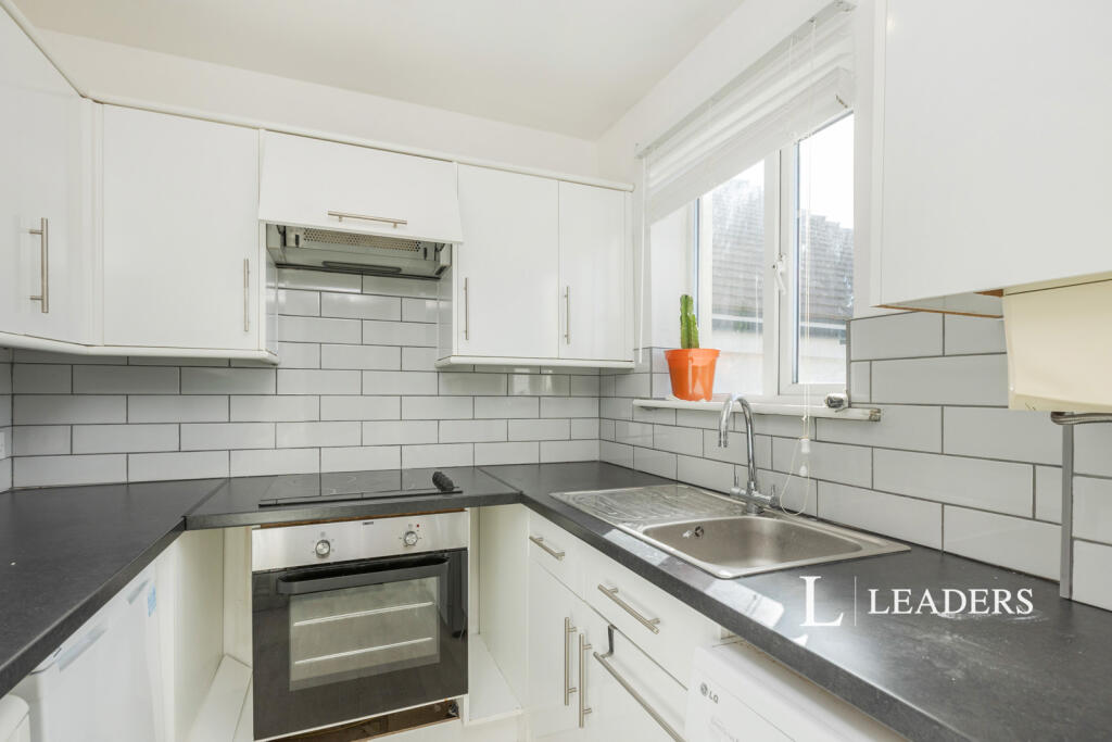 Main image of property: St. Johns Hill, TN13