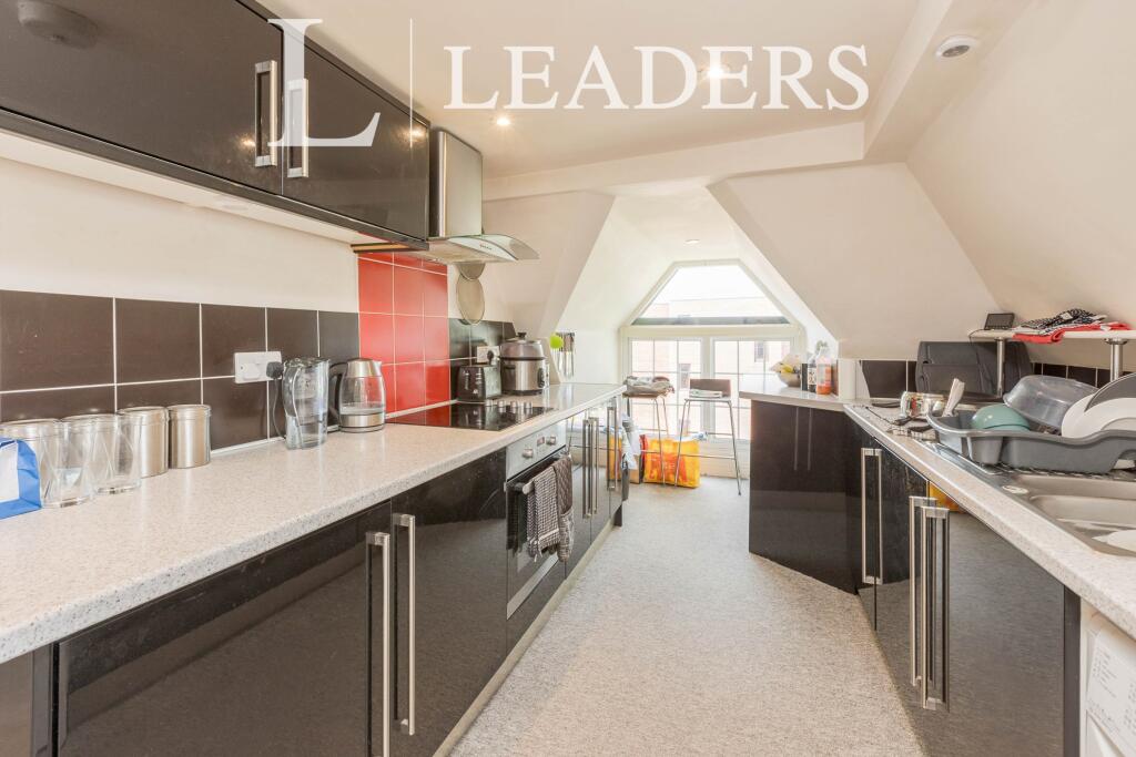 Main image of property: London Road, Sevenoaks, TN13