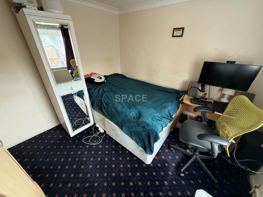 Main image of property: Brybur Close, Reading