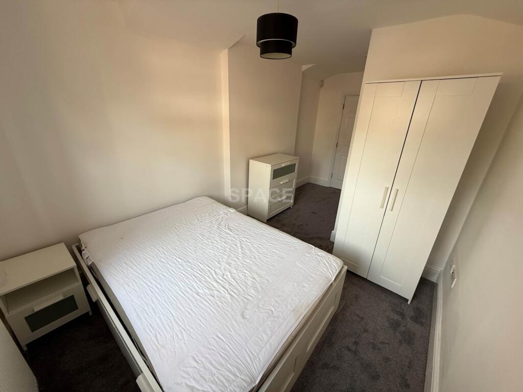 Main image of property: Hamilton Road, University