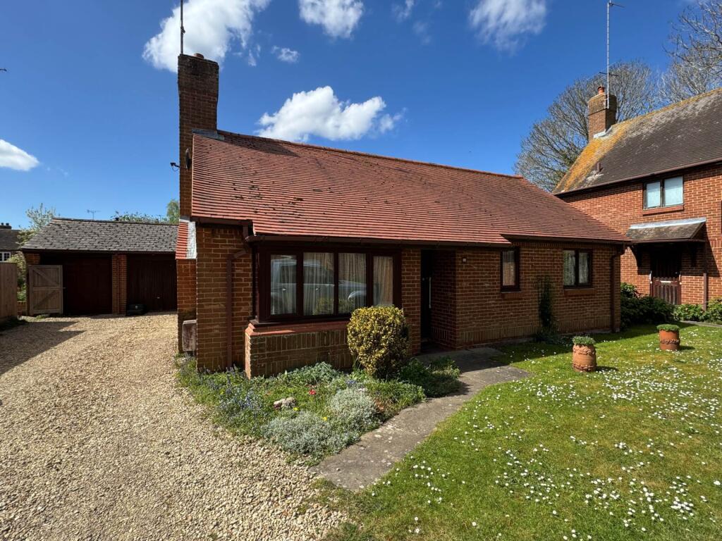 Main image of property: The Meadows, Watlington