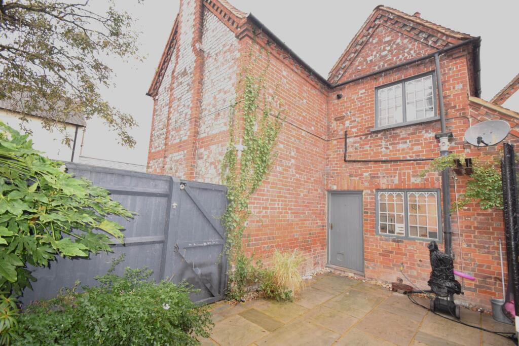 Main image of property: Shirburn Street, Watlington