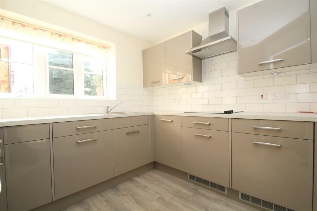 Additional property image - Fitzalan Road, Littlehampton