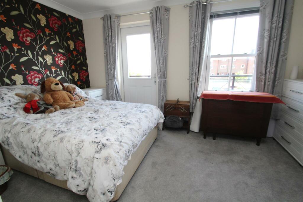 Additional property image - Surrey Street, Littlehampton