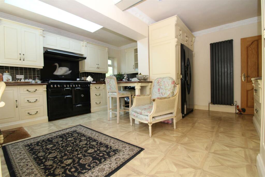Additional property image - Fitzalan Road, Littlehampton