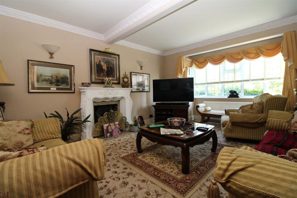 Additional property image - Fitzalan Road, Littlehampton
