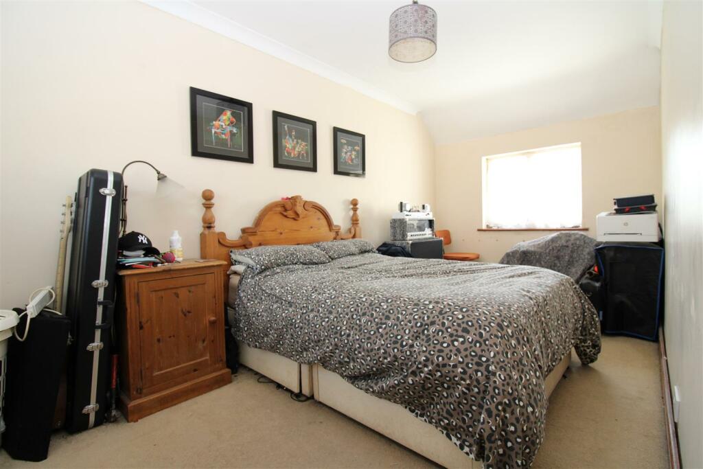 Additional property image - Fitzalan Road, Littlehampton