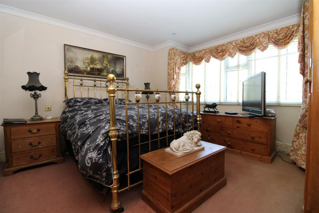 Additional property image - Fitzalan Road, Littlehampton