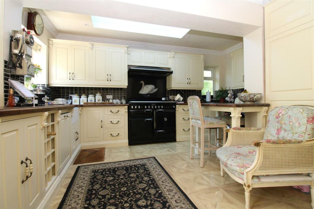 Additional property image - Fitzalan Road, Littlehampton