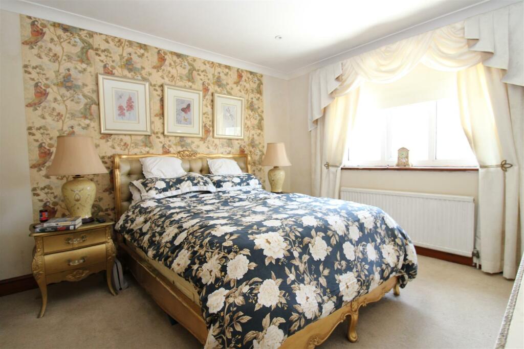Additional property image - Fitzalan Road, Littlehampton