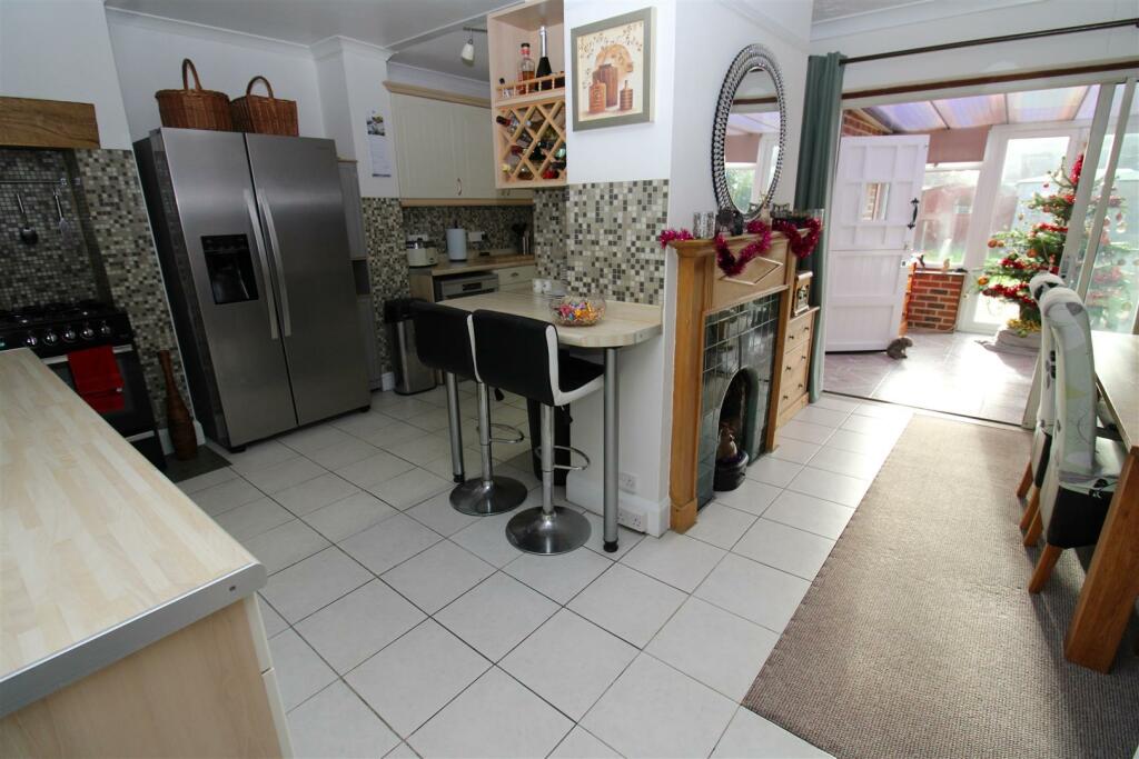 Additional property image - East Street, Littlehampton