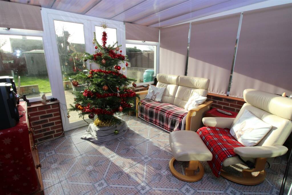Additional property image - East Street, Littlehampton
