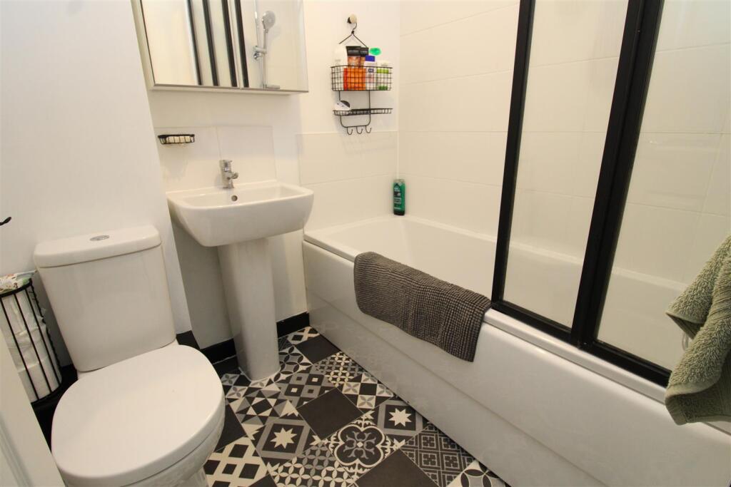Additional property image - Fawcett Grove, Wick