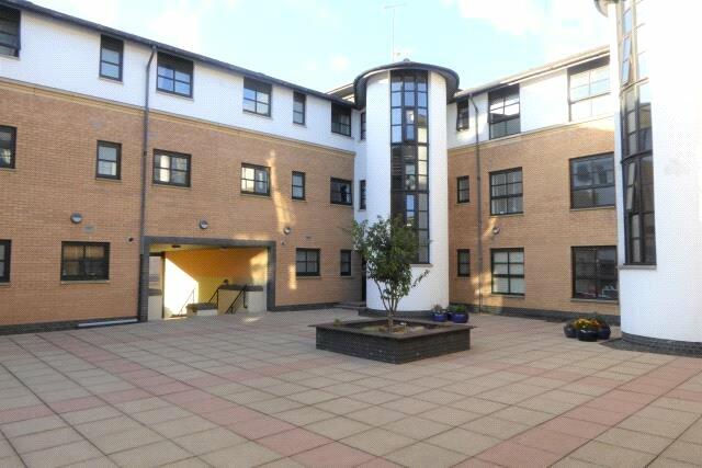 2 bedroom flat for rent in Albion Street, Glasgow, G1