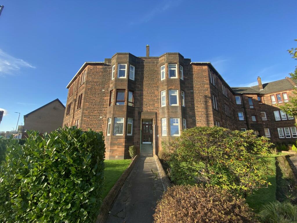 3 bedroom flat for rent in Anniesland Road, Glasgow, G13