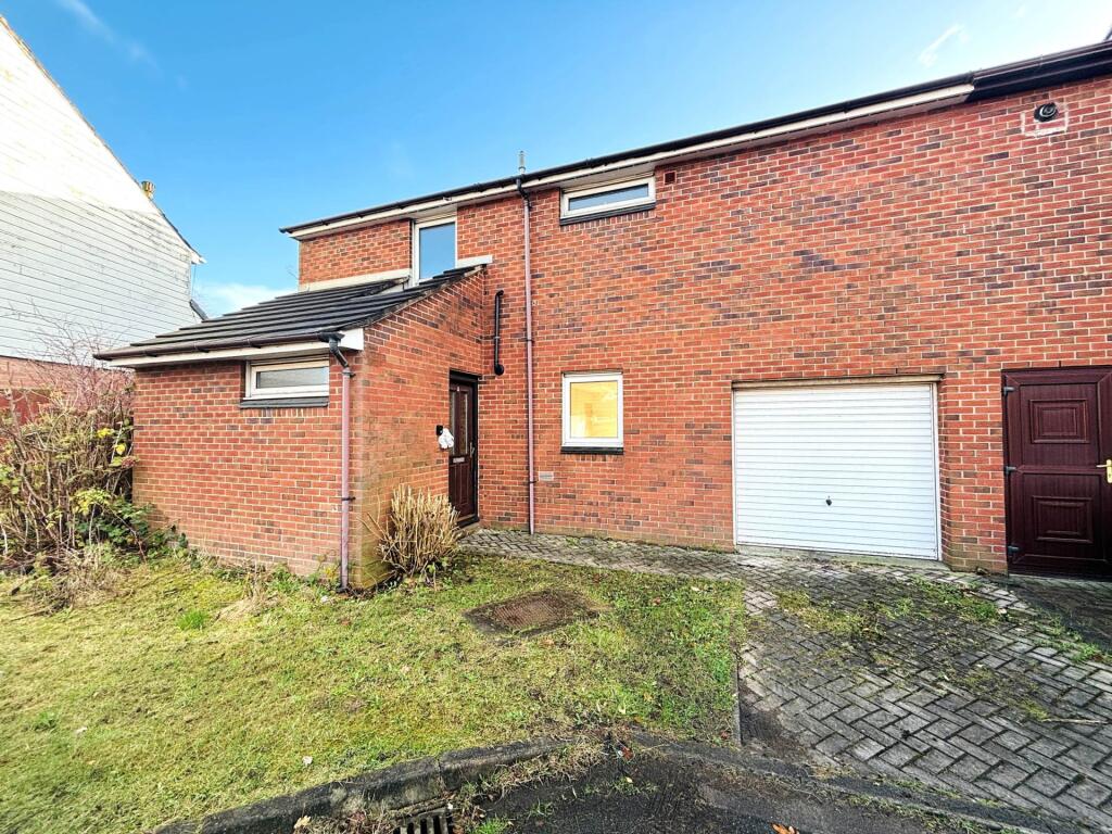 Main image of property: The Groves, Southdene