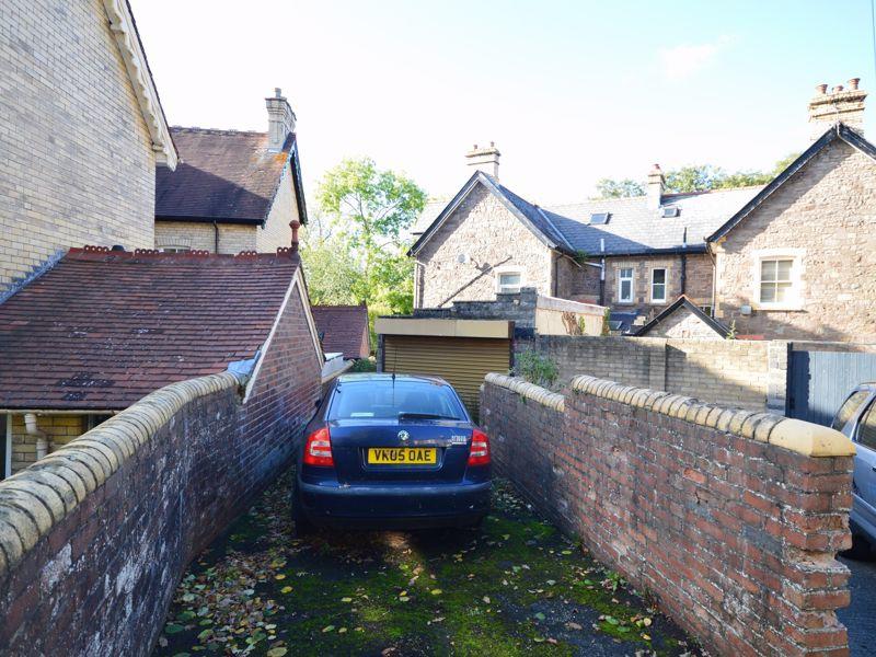 4 bedroom semidetached house for sale in Holywell Road, Abergavenny, NP7