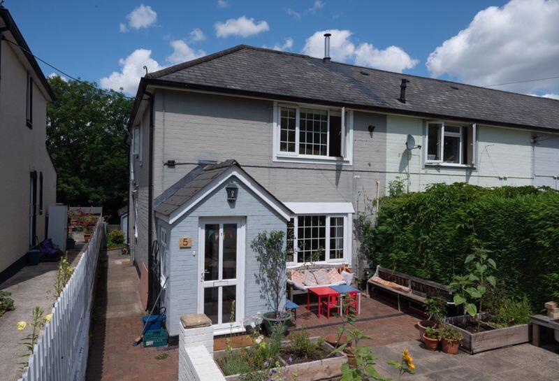 Main image of property: Usk View, Govilon