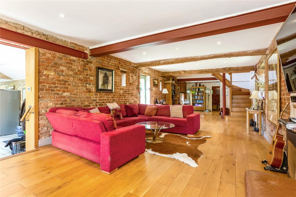 4 bedroom detached house for sale in Lower Ley Lane, Minsterworth