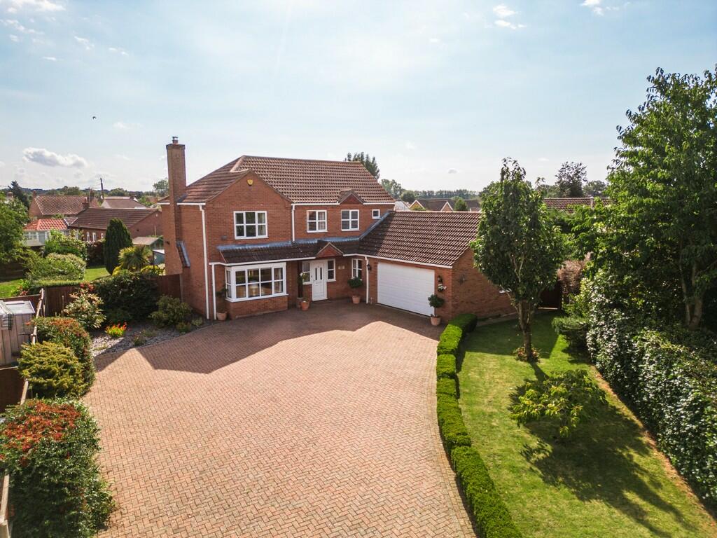 4 bedroom detached house for sale in Watlington, PE33