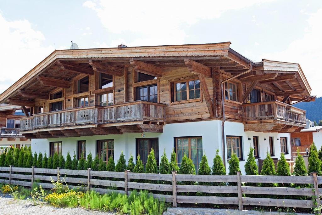 5 bedroom chalet for sale in Tyrol, Kitzbühel, Kitzbühel, Austria