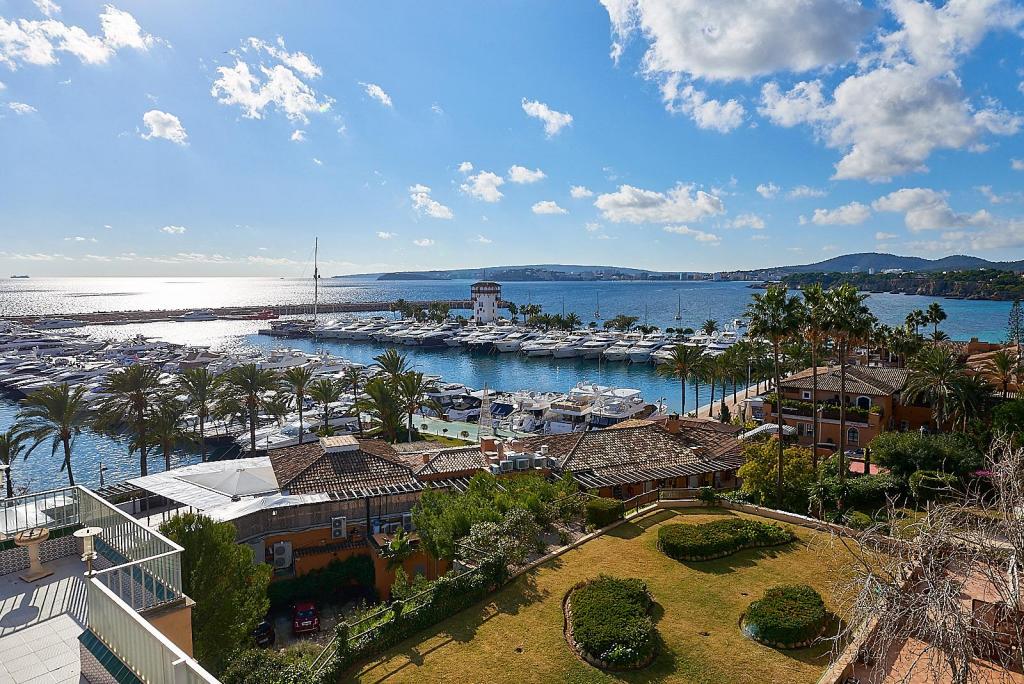 3 bedroom apartment for sale in Balearic Islands, Mallorca, Palma Nova