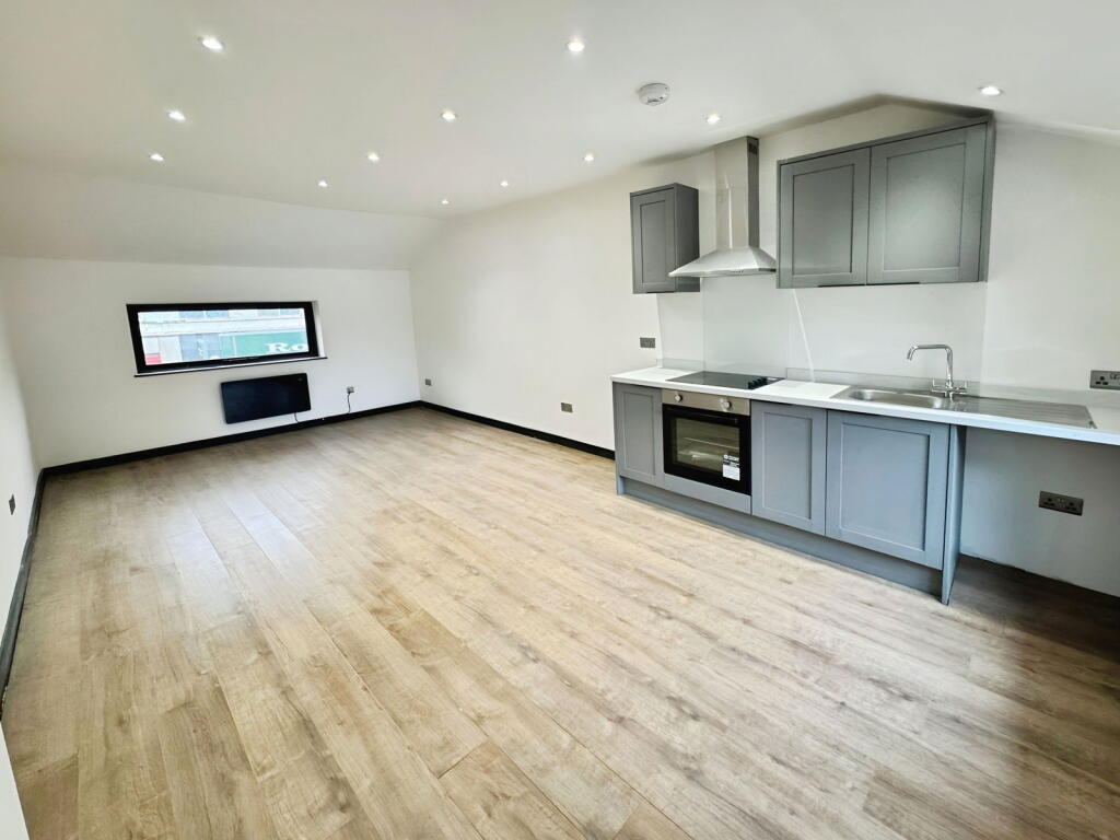 Main image of property: Regent Street, Swindon, SN1 1JS