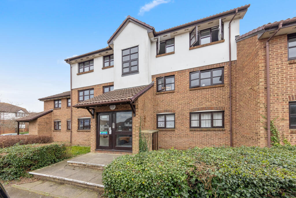 Main image of property: Chalice Way, Greenhithe, Kent DA9 9PS