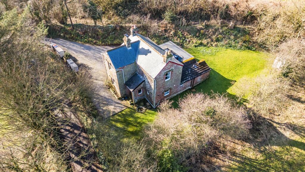 Main image of property: Braystones, Beckermet