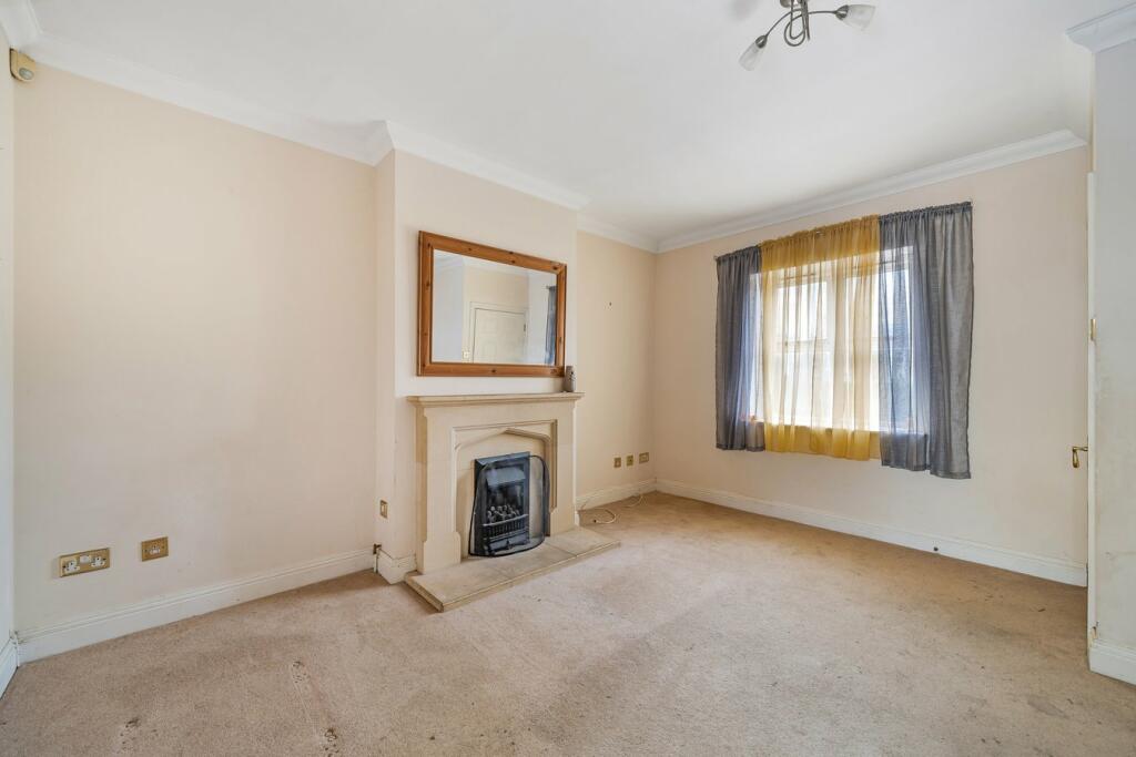 Additional property image - Priorygate Court, Castle Cary, BA7